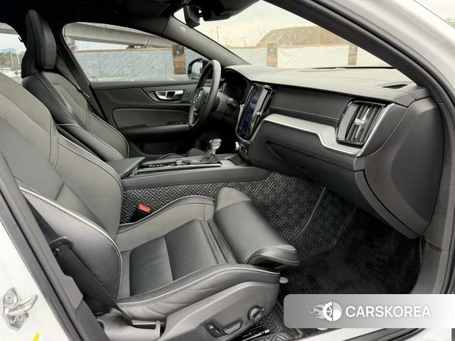 Volvo S60 id 4209735 из Китая 15