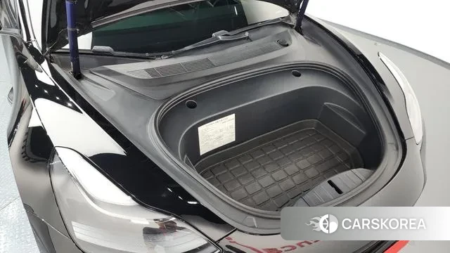 Tesla Model 3 id 3379157 из Кореи 16