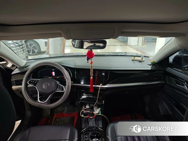 Volkswagen Passat 2023 Черный из Китая, фото 6