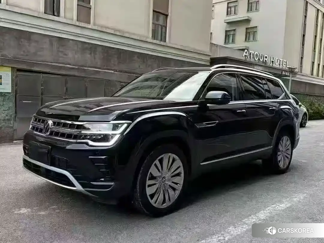Volkswagen Touareg id 4629562 из Китая 9