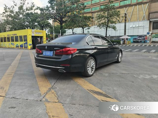 BMW 5 series 2020 Черный из Китая, фото 6