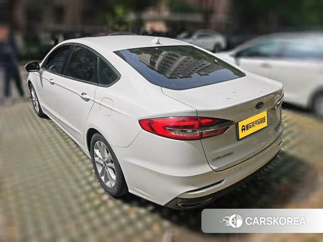 Ford Mondeo 2021 Белый из Китая, фото 6