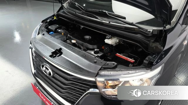 Hyundai The New Grand Starex id 4536411 из Кореи 16