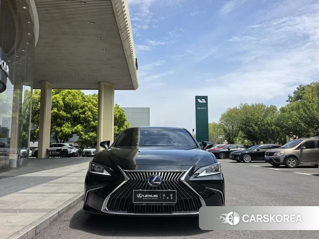 Lexus ES id 4274148 из Китая 13