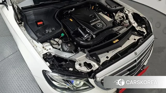 Mercedes-Benz E-Class W213 id 3484429 из Кореи 16