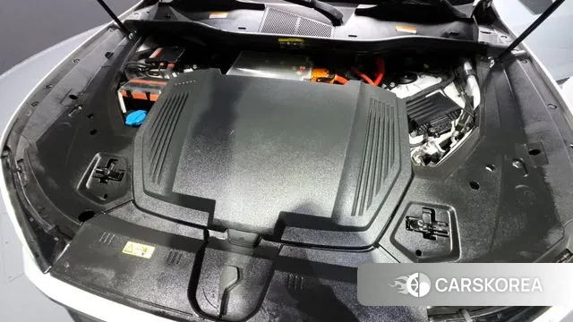 Audi e-Tron id 3101296 из Кореи 16