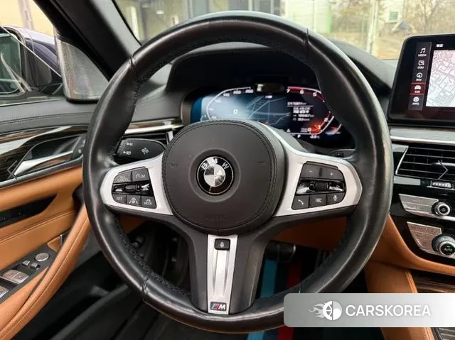 BMW 5 Series (G30) id 3621179 из Кореи 7