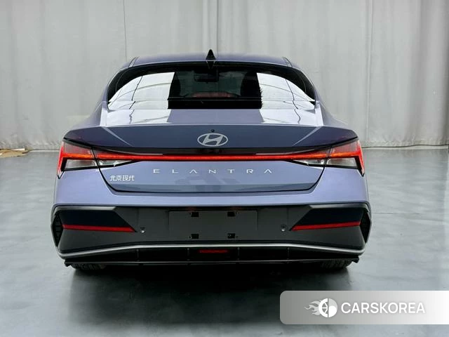 Hyundai Elantra id 4291392 из Китая 11