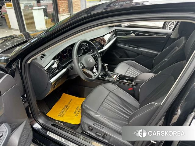 Volkswagen Passat id 4255817 из Китая 17