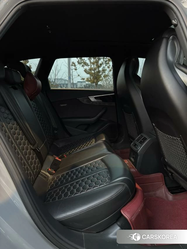Audi RS 4 id 4240797 из Китая 11