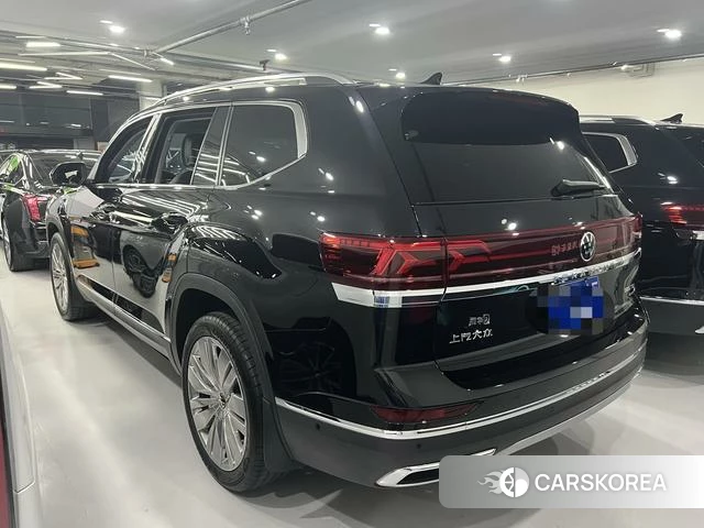 Volkswagen Tourang id 4307068 из Китая 15