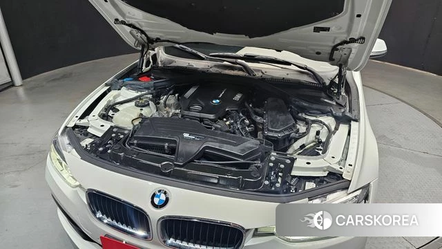 BMW 3 Series (F30) id 4483307 из Кореи 26