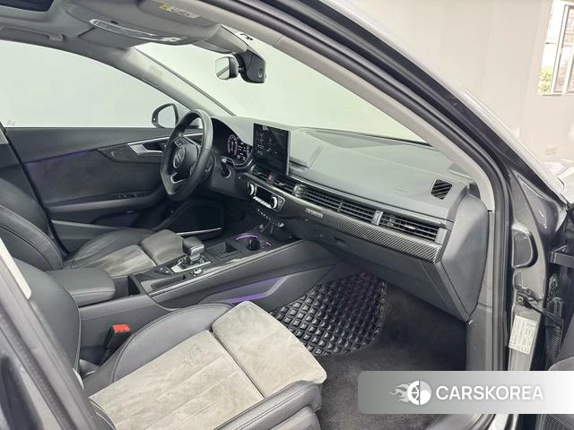 Audi A4L id 4182471 из Китая 16
