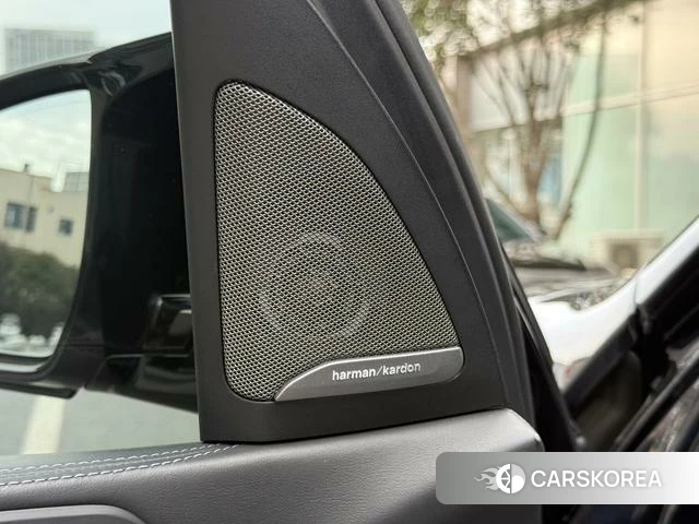 BMW X5 M id 4209192 из Китая 17