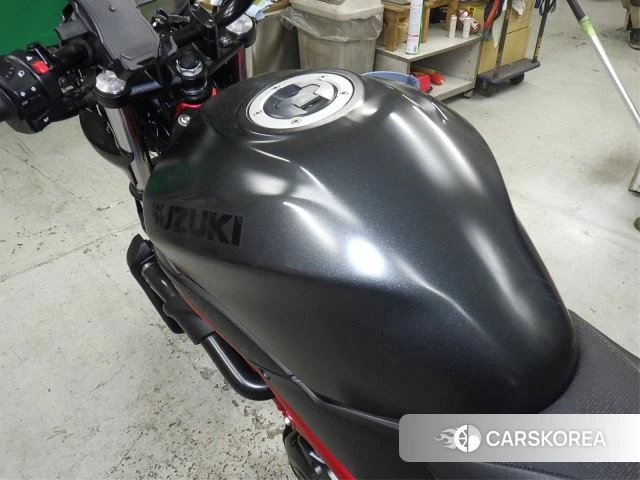 Проданный Suzuki SV650 id 4199904 из Японии, фото 30