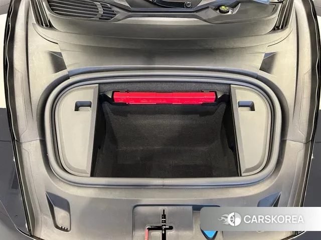 Porsche Taycan id 3739779 из Кореи 16