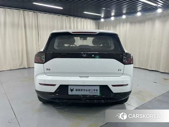 ARCFOX Extreme Fox Polar Fox T1 2026 Белый из Китая, фото 6