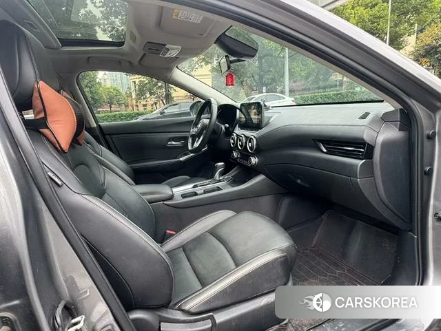 Nissan Xuan Yi 2022 Темно-серый из Китая, фото 6