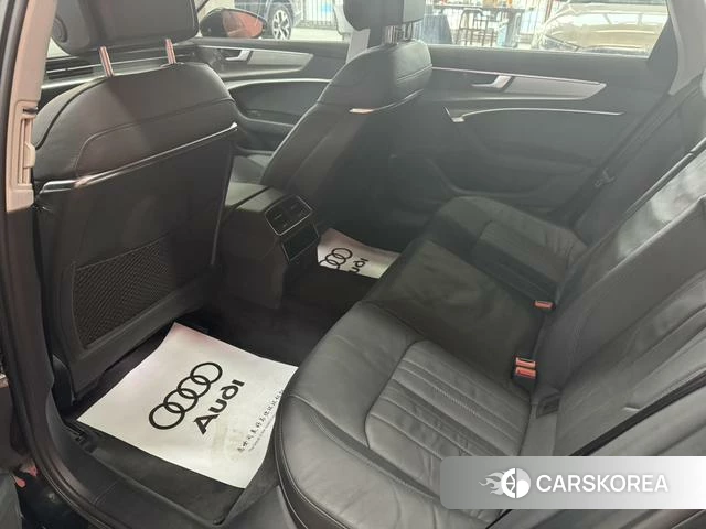 Audi A6L id 4259567 из Китая 13