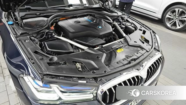 BMW 5 Series (G30) id 4641933 из Кореи 32