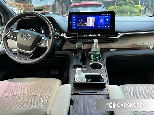 Toyota Saina 2022 Черный из Китая, фото 6