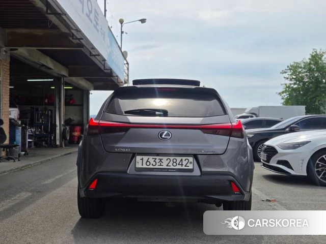 Lexus UX250h id 4397316 из Кореи 14