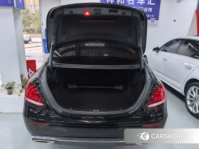 Mercedes-Benz E-class id 4217512 из Китая 18