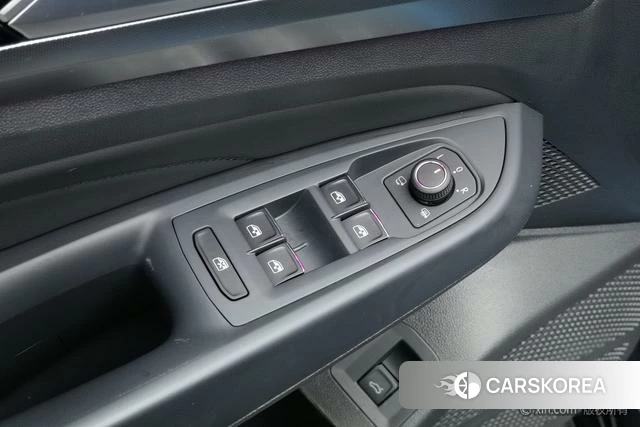 Volkswagen Passat id 4279119 из Китая 20
