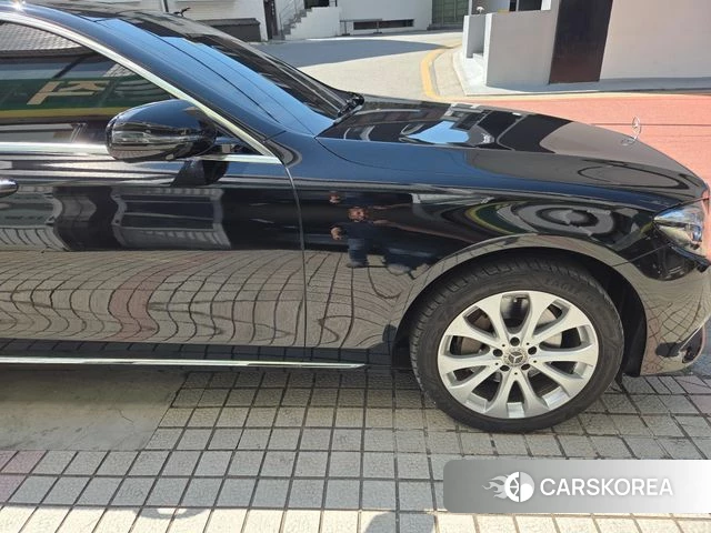 Mercedes-Benz E-Class W213 id 4485817 из Кореи 16