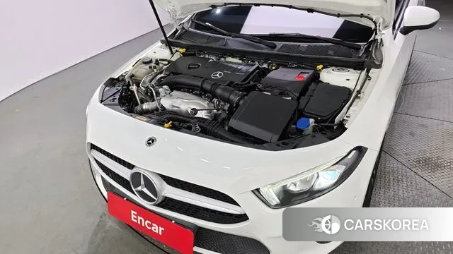 Mercedes-Benz A-Class W177 id 3529975 из Кореи 16