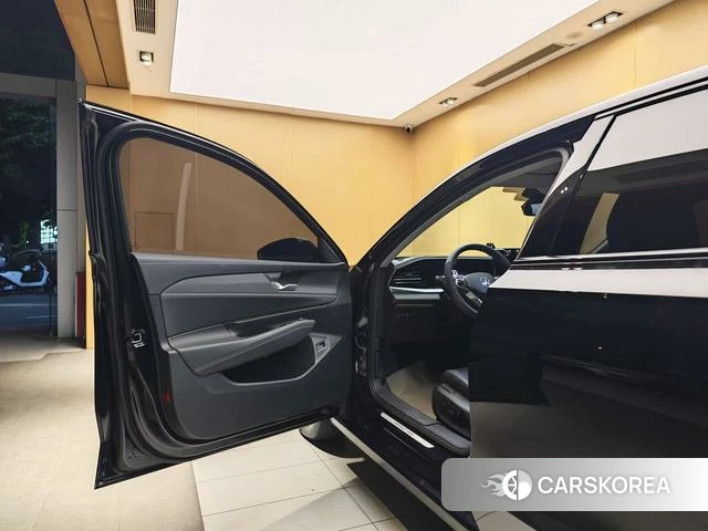 Volkswagen Passat id 4264151 из Китая 36