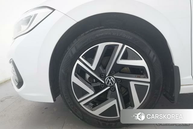 Volkswagen Sagitar id 4263915 из Китая 20