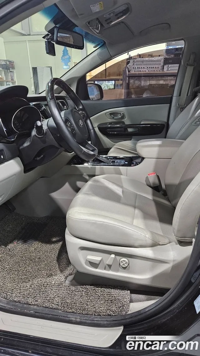 Kia The New Carnival id 2945787 из Кореи 11