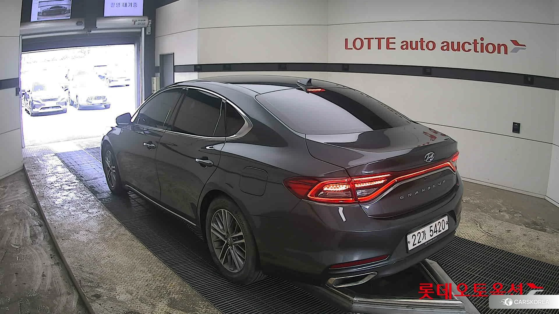 Hyundai Grandeur id 3869273 из Кореи 32