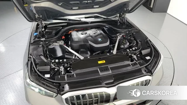 BMW 5 Series (G60) id 3653820 из Кореи 16