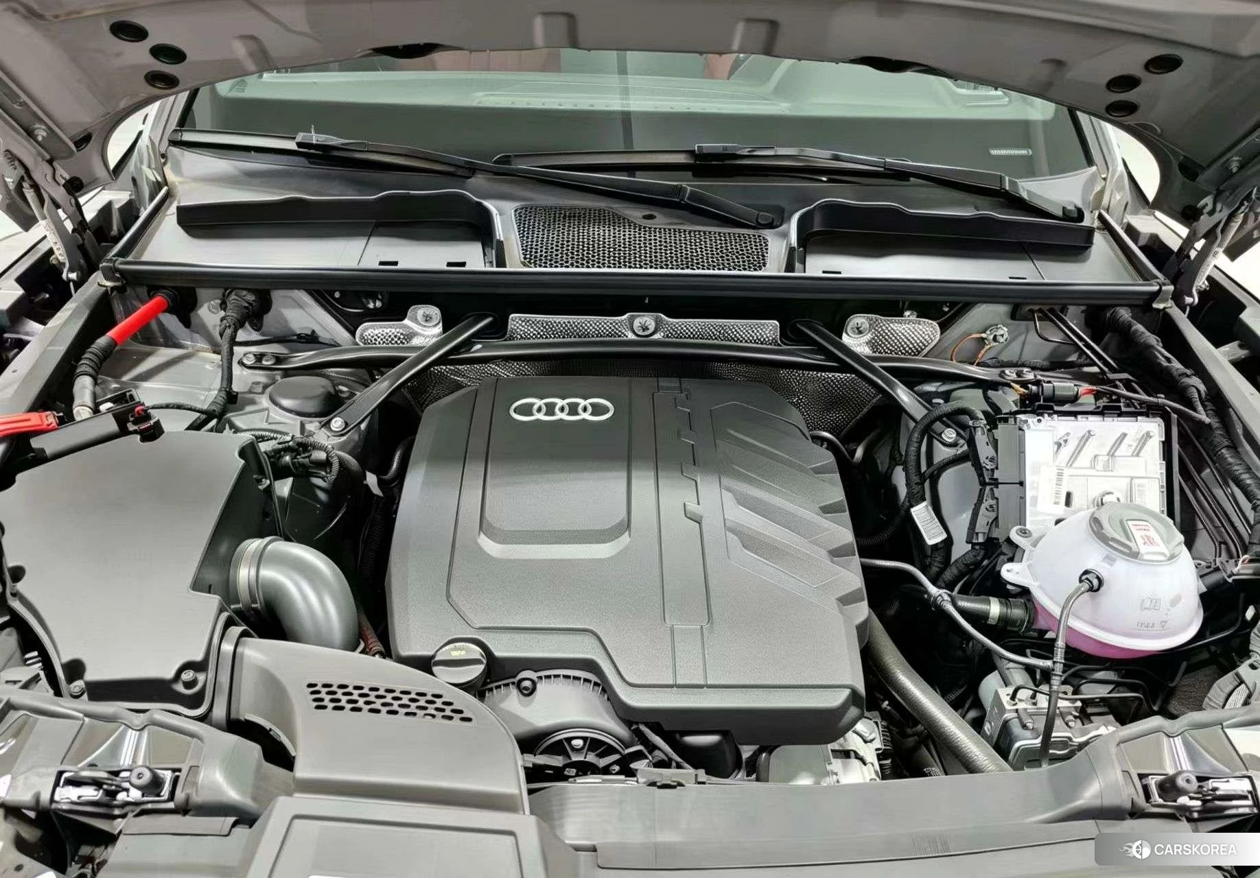 Audi Q5L id 4487329 из Китая 13