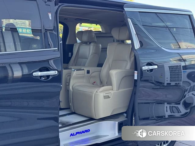 Toyota Elfa id 4258216 из Китая 17