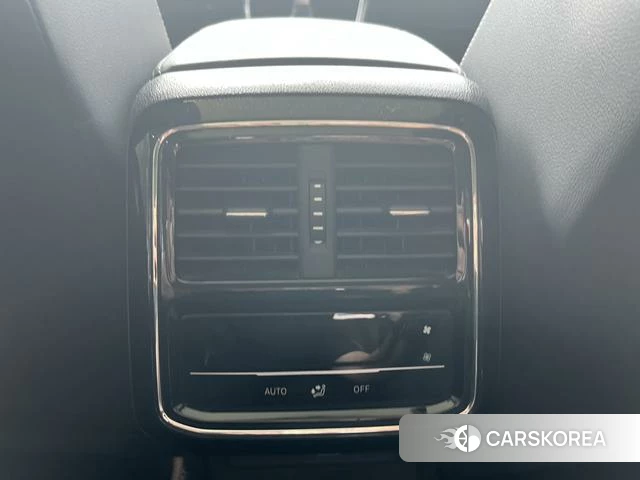 Volkswagen Passat id 4307405 из Китая 16