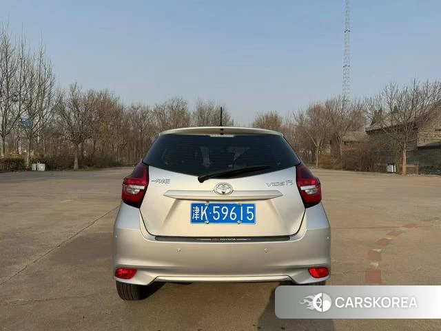 Toyota Vios FS 2021 Серебристо-серый из Китая, фото 6