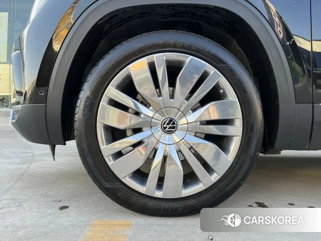 Volkswagen Tourang id 4261011 из Китая 15