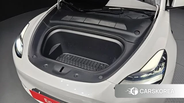 Tesla Model Y id 3290134 из Кореи 16