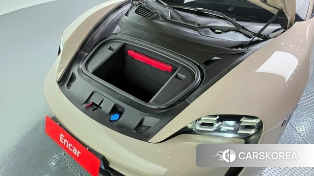 Porsche Taycan id 3842387 из Кореи 16