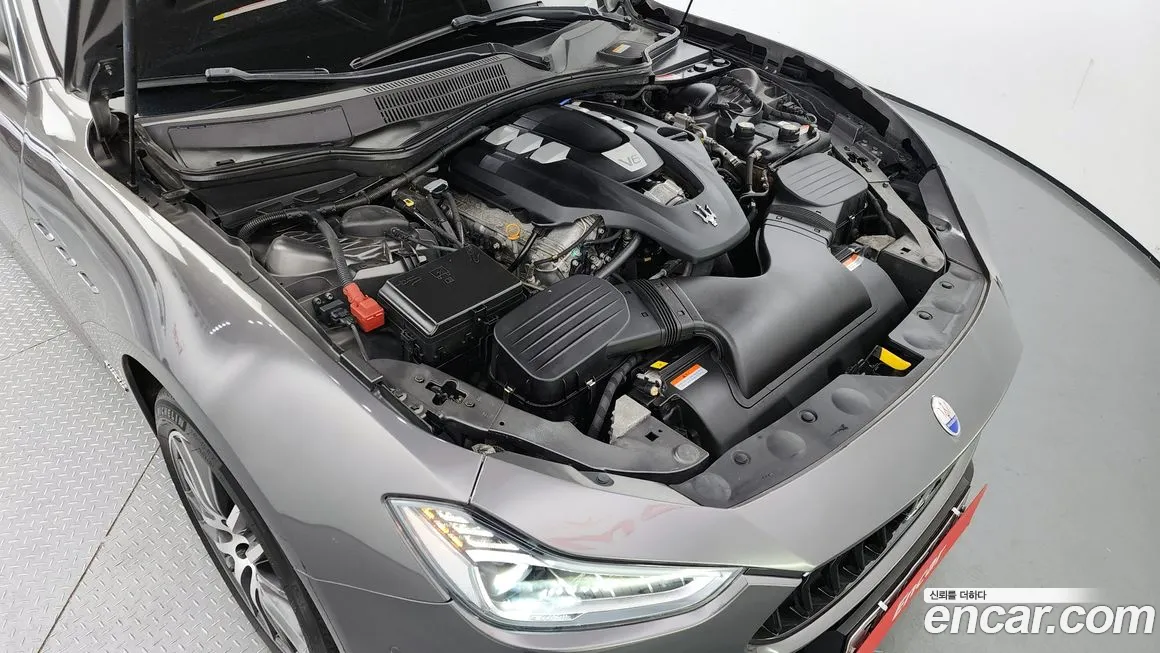 Maserati Ghibli id 1381648 из Кореи 16