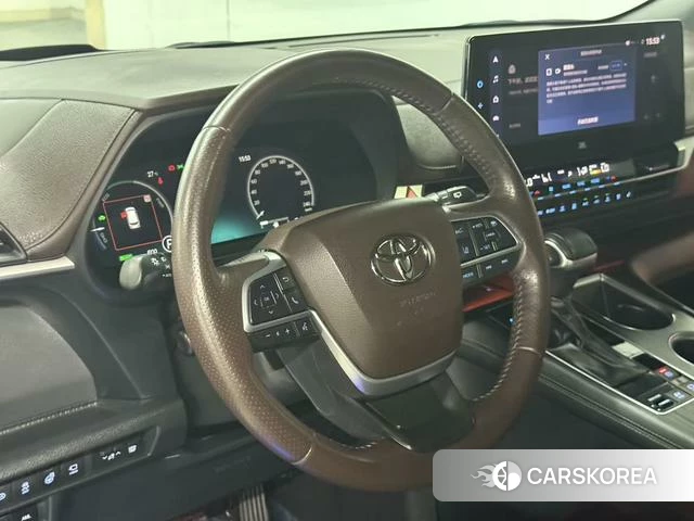 Toyota Saina id 4272904 из Китая 18