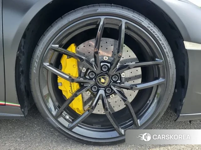 Lamborghini Huracan id 3248994 из Кореи 16