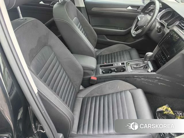 Volkswagen Magotan 2022 Черный из Китая, фото 6