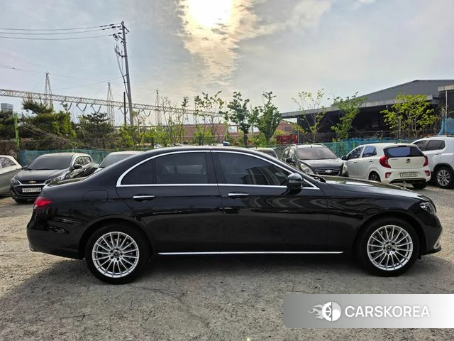 Mercedes-Benz E-Class W213 id 4248837 из Кореи 16