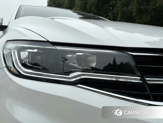 Volkswagen Bora id 4336237 из Китая 12