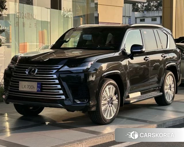 Lexus LX 2025 Черный из Китая, фото 6