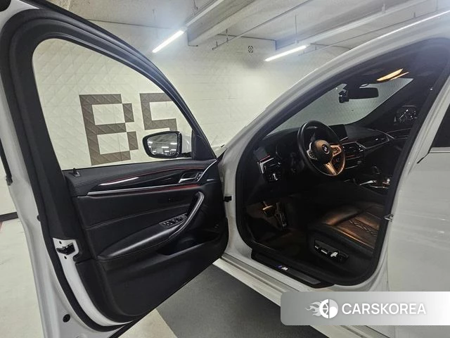 BMW 5 Series (G30) id 4574535 из Кореи 15